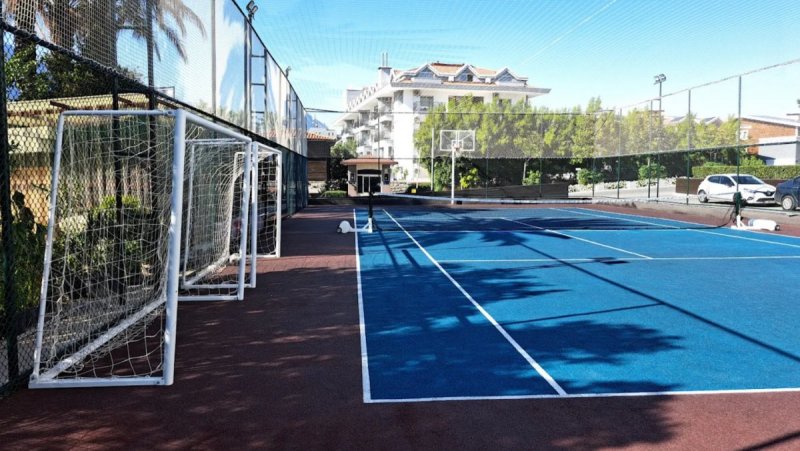 DoubleTree by Hilton Kemer Antalya’da Panoramik Padel Kortu ve Çok Amaçlı Spor Sahası