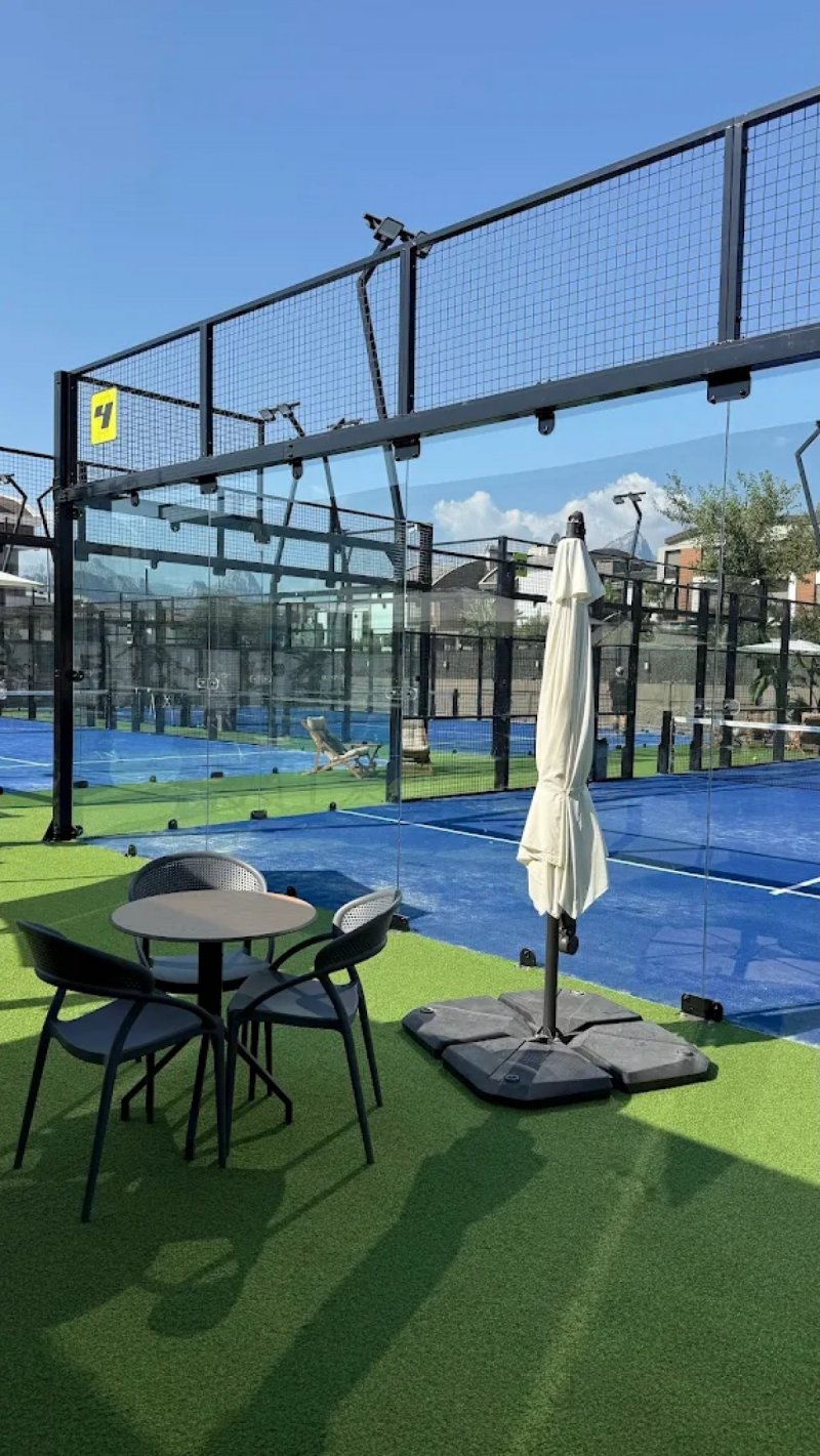 V7 Padel Kulübü Antalya – 4 Adet Panoramik Padel Kortuyla Yepyeni Bir Merkez