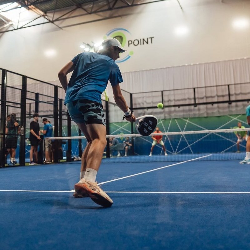 Ukrayna Odessa Panoramik Padel Kort Kurulumu