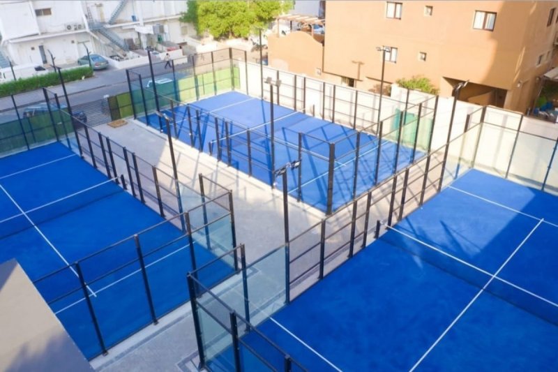 Klasik Padel Kortu