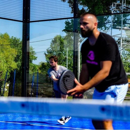 Klasik Padel Kortu